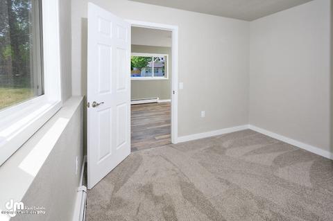 12921 Gail St, Anchorage, AK 99515 photo 28