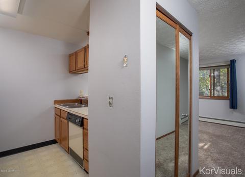 5018 E 43rd Ave # 19, Anchorage, AK 99508 photo 4