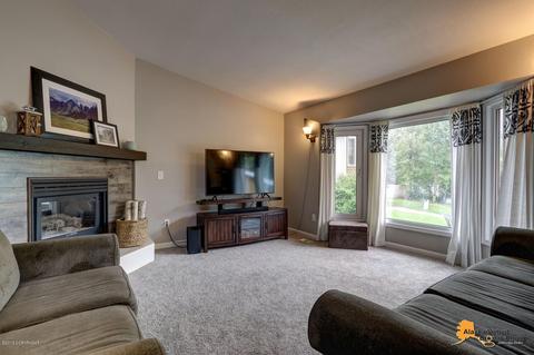 19819 Fairmount Cir, Eagle River, AK 99577 photo 12