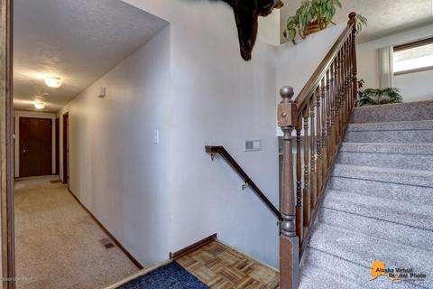 510 Patsy St, Anchorage, AK 99504 photo 2