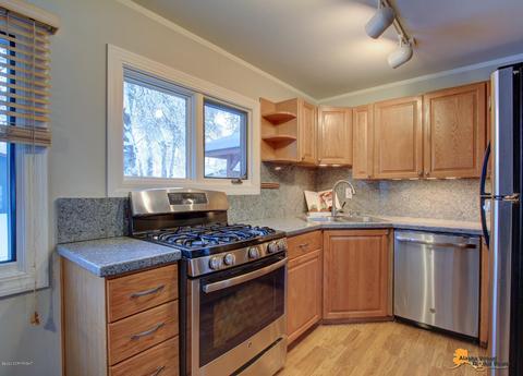 1720 E 27th Ave, Anchorage, AK 99508 photo 17