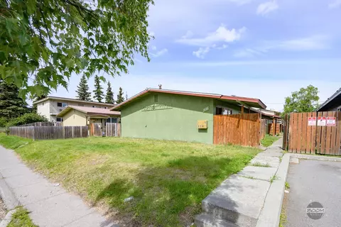 1033 E 10th Ave, Anchorage, AK 99501 photo 2