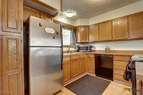 2001 E 75th Ave, Anchorage, AK 99507 photo 7