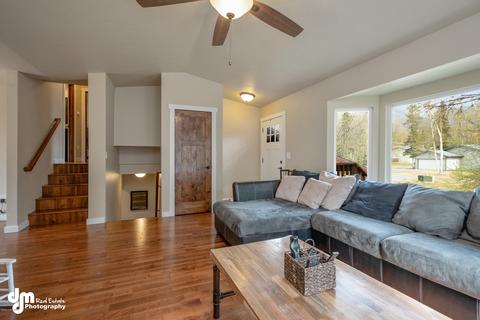 9536 Kigul Cir, Eagle River, AK 99577 photo 2