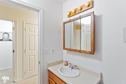 10827 Goodpaster Cir, Eagle River, AK 99577 photo 13