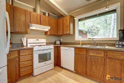 21230 Running Brook Cir, Eagle River, AK 99577 photo 17