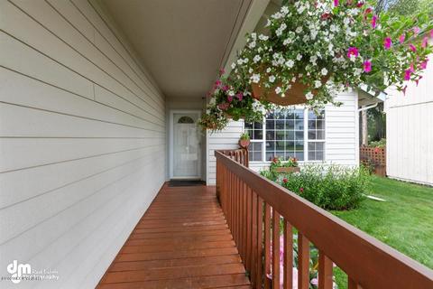 8461 Berry Patch Dr, Anchorage, AK 99502 photo 3