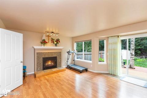 8461 Berry Patch Dr, Anchorage, AK 99502 photo 14