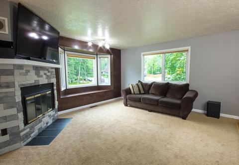 11316 Bridger Pl, Eagle River, AK 99577 photo 3