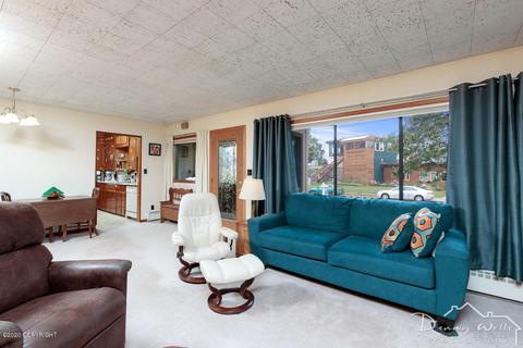 732 Sunset Dr, Anchorage, AK 99501 photo 6
