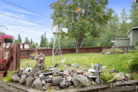 732 Sunset Dr, Anchorage, AK 99501 photo 4