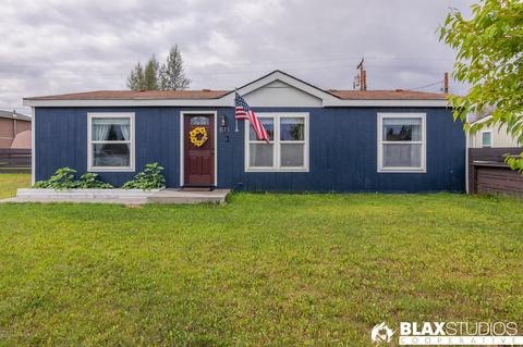 871 Refinery Loop, North Pole, AK 99705 photo 1