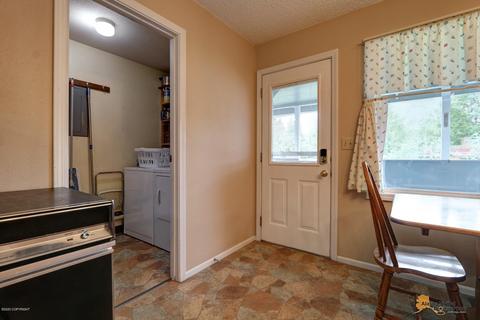 20870 Oberg Rd, Chugiak, AK 99567 photo 13