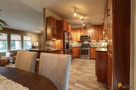 9623 Krishka Cir, Eagle River, AK 99577 photo 7