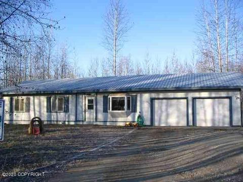 2919 Seavy Dr, North Pole, AK 99705 photo 1