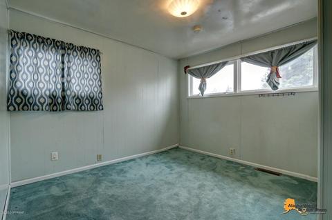 6440 E 9th Ave, Anchorage, AK 99504 photo 18