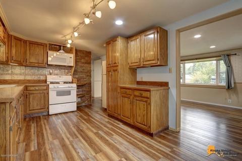 6440 E 9th Ave, Anchorage, AK 99504 photo 10