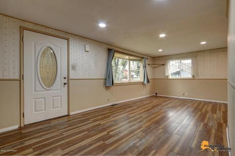 6440 E 9th Ave, Anchorage, AK 99504 photo 4