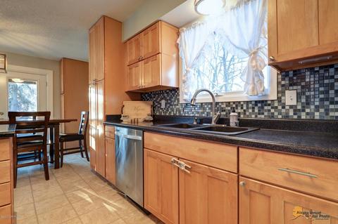 11540 Targhee Loop, Eagle River, AK 99577 photo 17