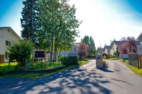 6438 E 10th Ave, Anchorage, AK 99504 photo 3