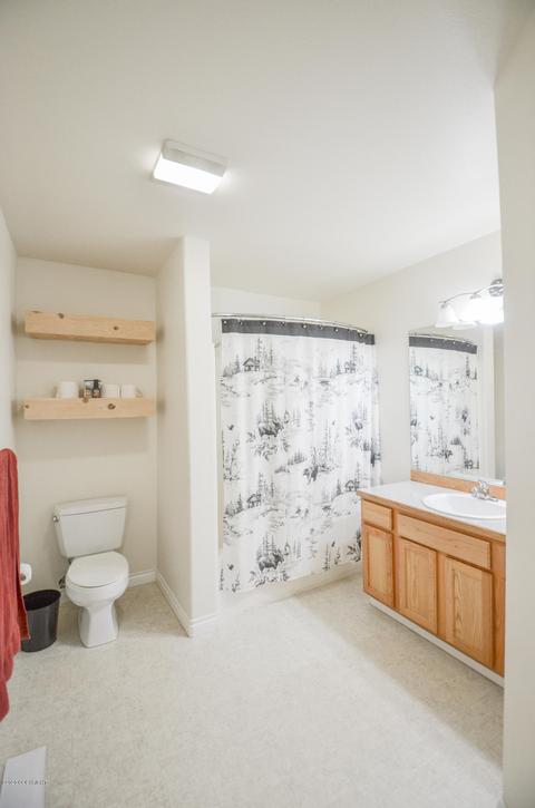 6438 E 10th Ave, Anchorage, AK 99504 photo 22