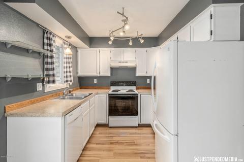 257 Fall Leaf Cir, Anchorage, AK 99504 photo 8