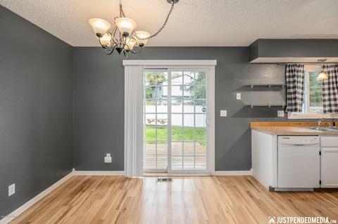 257 Fall Leaf Cir, Anchorage, AK 99504 photo 6