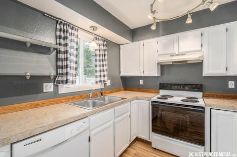 257 Fall Leaf Cir, Anchorage, AK 99504 photo 10