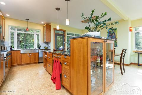 5530 Ridgeview Dr, Anchorage, AK 99516 photo 8