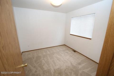 926 E 8th Ave, Anchorage, AK 99501 photo 15