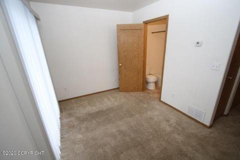 926 E 8th Ave, Anchorage, AK 99501 photo 14