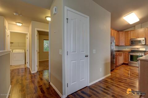 8056 Marsha Loop # 20, Anchorage, AK 99507 photo 15