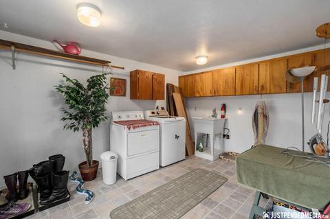 3231 E 43rd Ave, Anchorage, AK 99508 photo 17
