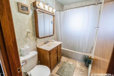 3231 E 43rd Ave, Anchorage, AK 99508 photo 11
