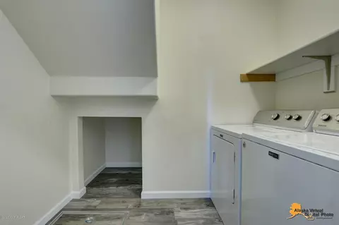 530 Bitterroot Cir, Anchorage, AK 99504 photo 32