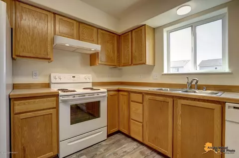 530 Bitterroot Cir, Anchorage, AK 99504 photo 16
