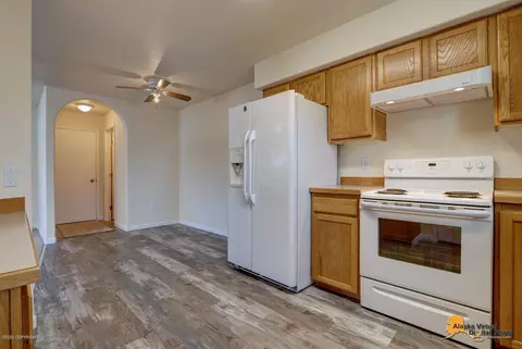 530 Bitterroot Cir, Anchorage, AK 99504 photo 15