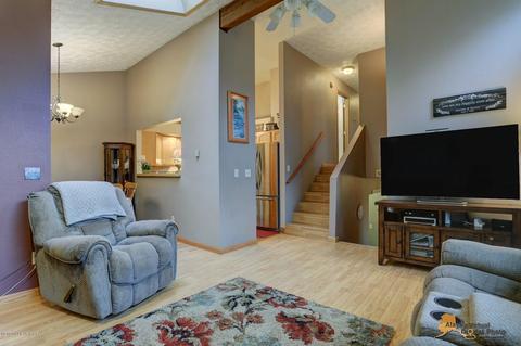 18530 Neumann Cir, Eagle River, AK 99577 photo 11