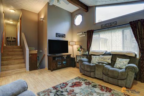 18530 Neumann Cir, Eagle River, AK 99577 photo 12