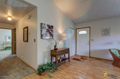 7705 Chaimi Loop, Anchorage, AK 99504 photo 13