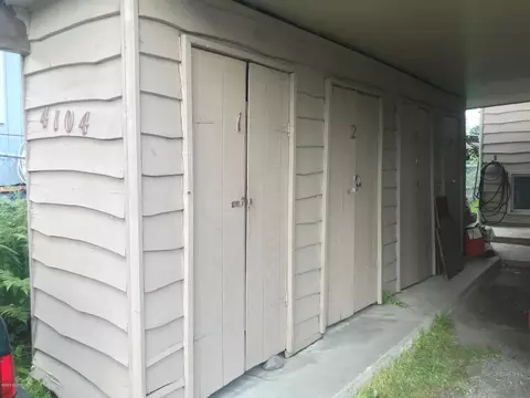 4104 Cope St, Anchorage, AK 99503 photo 4