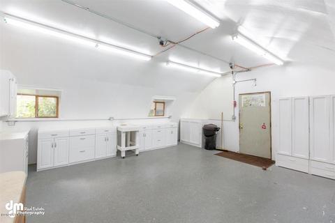 3320 E 72nd Ave, Anchorage, AK 99507 photo 42