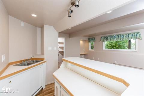 3320 E 72nd Ave, Anchorage, AK 99507 photo 12
