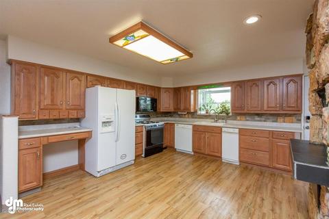 3320 E 72nd Ave, Anchorage, AK 99507 photo 5