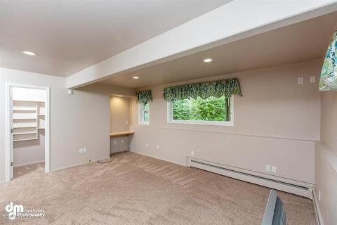 3320 E 72nd Ave, Anchorage, AK 99507 photo 13
