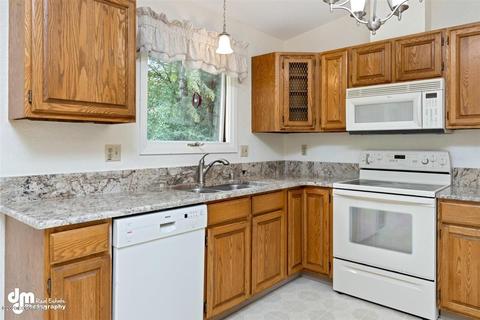 9715 Sinina Cir, Eagle River, AK 99577 photo 7