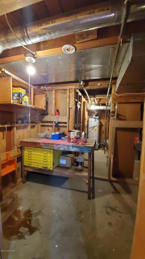 8137 E 5th Ave, Anchorage, AK 99504 photo 28