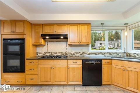 9044 W Parkview Terrace Loop, Eagle River, AK 99577 photo 2