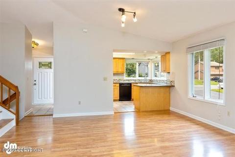9044 W Parkview Terrace Loop, Eagle River, AK 99577 photo 8
