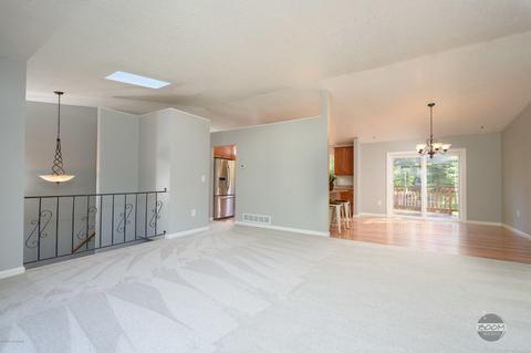 17542 Kiloana Ct, Eagle River, AK 99577 photo 4